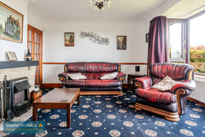 Living Room- click for photo gallery